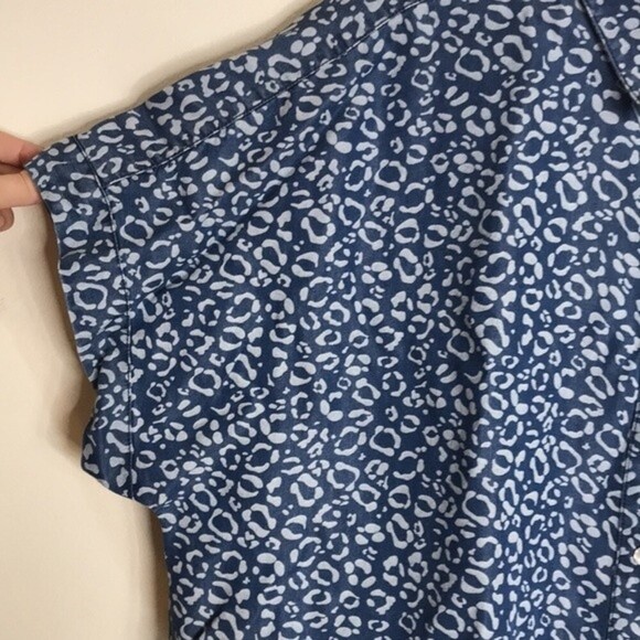 Soft surroundings ladies button up blue leopard print tunic top size XL - Picture 9 of 11